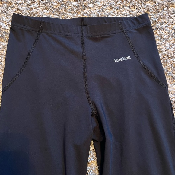 Reebok Black Capri Leggings XS - Picture 2 of 4